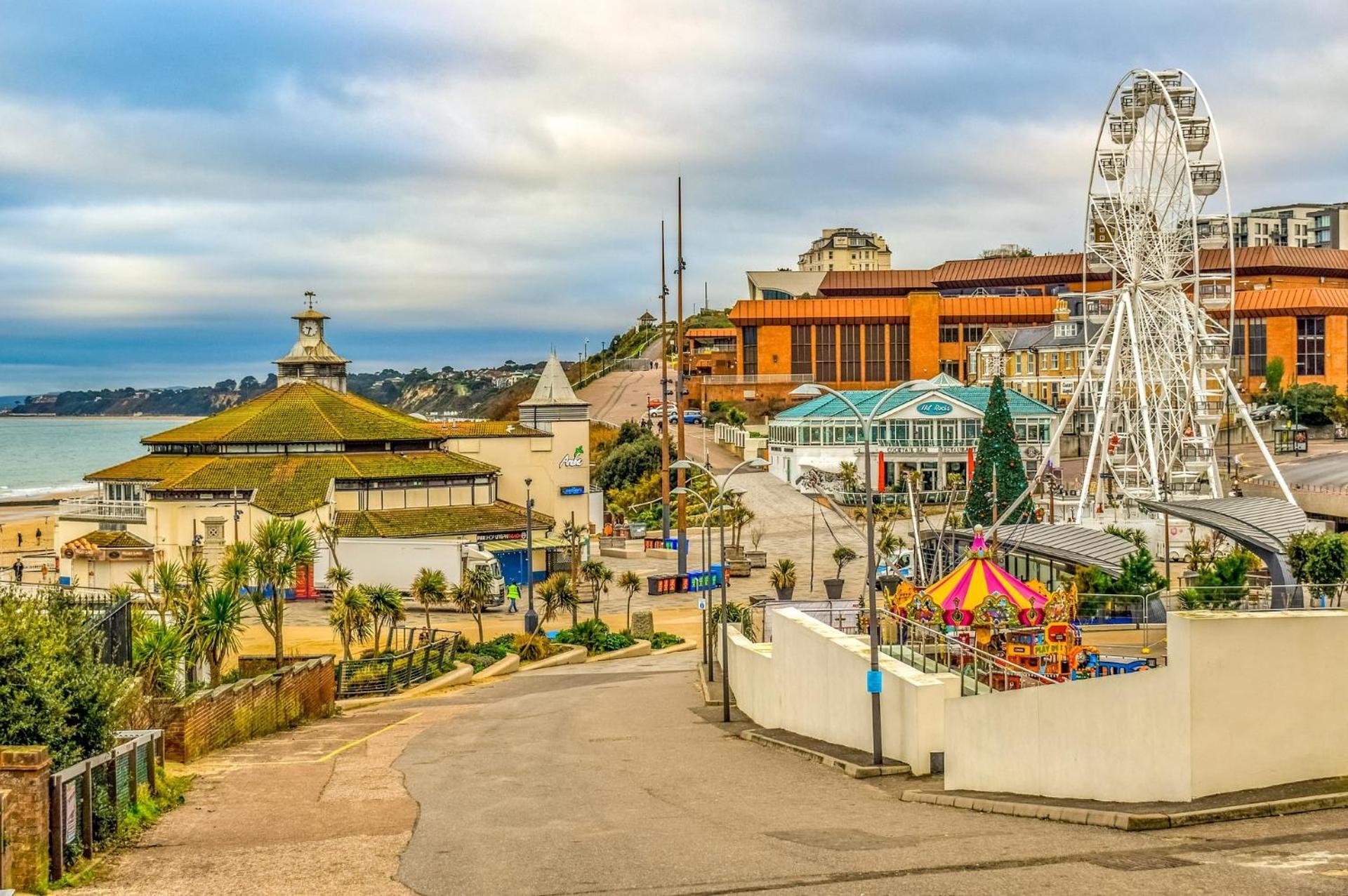 Bournemouth Beachfront Retreat 3 Bedroom 3 Bathroom Seaside B&B With Free Parking Экстерьер фото