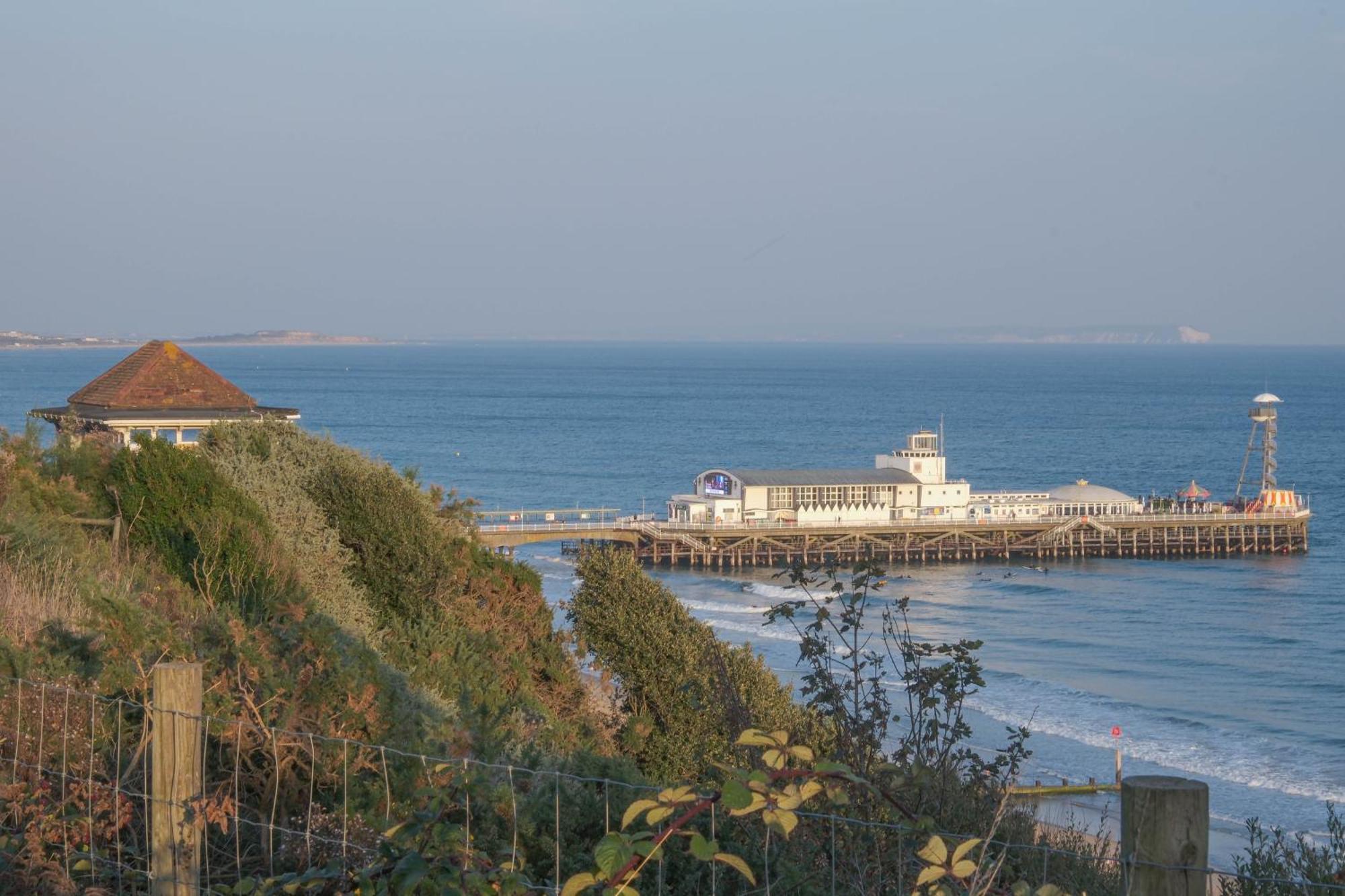 Bournemouth Beachfront Retreat 3 Bedroom 3 Bathroom Seaside B&B With Free Parking Экстерьер фото